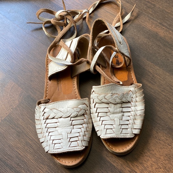 Mexican Handmade Leather Huaraches Size 5 US - Picture 1 of 3